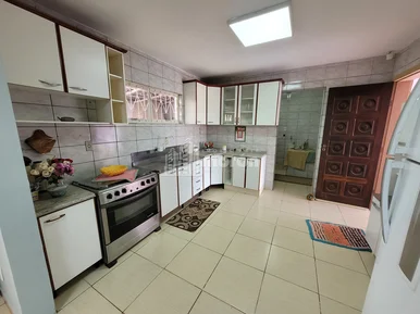 Casa á Venda No Uvaranas