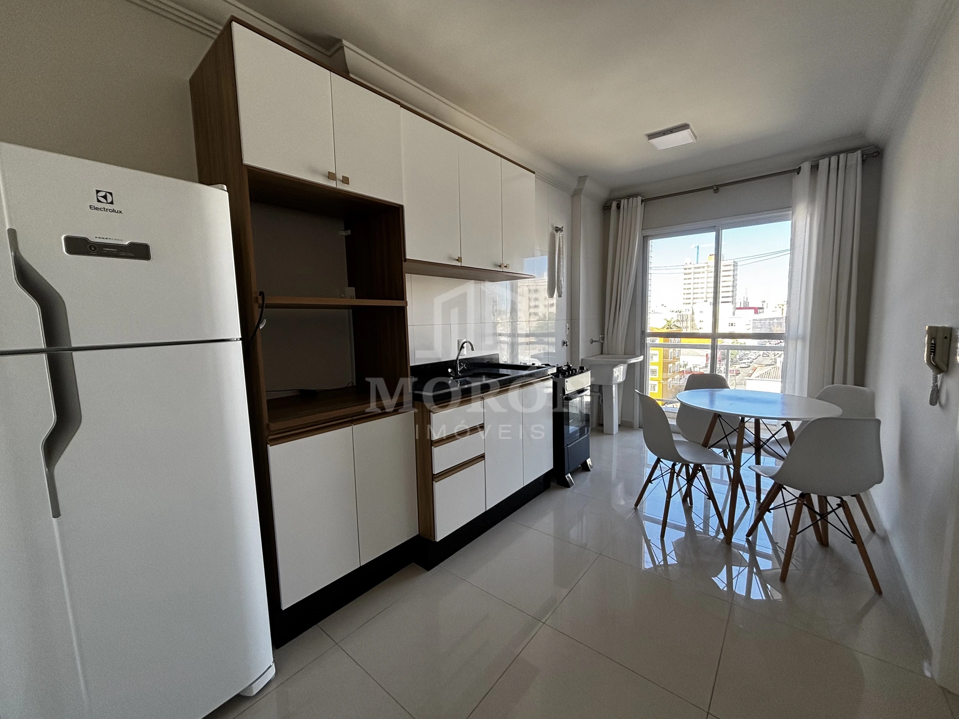 Apartamento Para Alugar No Centro - Ed. Atlântico