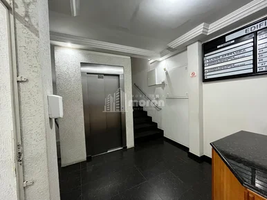 Sala Comercial Para Alugar No Centro - Ed. Ouro Preto