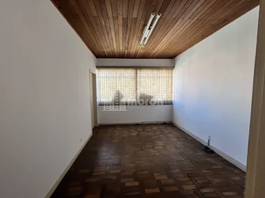 <strong>SALA COMERCIAL PARA ALUGAR NO CENTRO</strong>