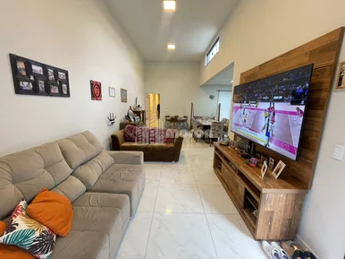 Casa à Venda Em Uvaranas