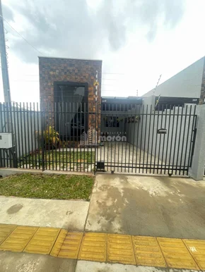 Casa à Venda Em Uvaranas