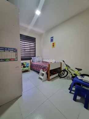 Casa á Venda No Jardim Carvalho