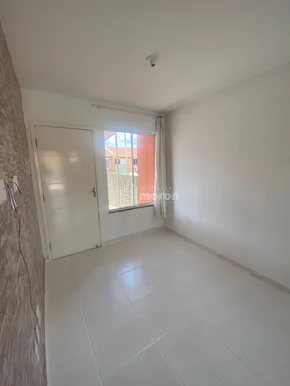 Casa à Venda No Condomínio Porto Sabiá