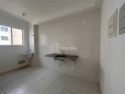 <strong>APARTAMENTO Á VENDA EM UVARANAS - JARDIM DAS ARAUCARIAS</strong>