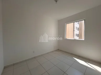 Apartamento á Venda Em Uvaranas - Jardim Das Araucarias