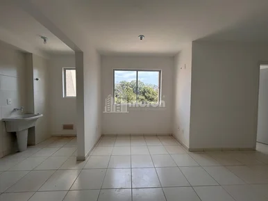 Apartamento á Venda Em Uvaranas - Jardim Das Araucarias