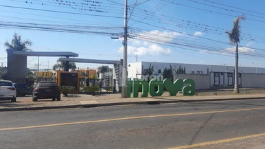 <strong>TERRENO À VENDA NA AVENIDA SIQUEIRA CAMPOS - UVARANAS</strong>