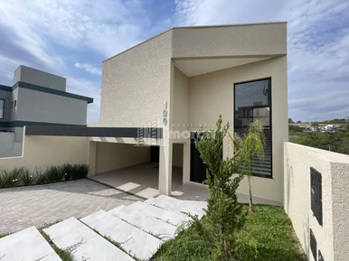 <strong>SOBRADO À VENDA NO VALE DOS VINHEDOS</strong>