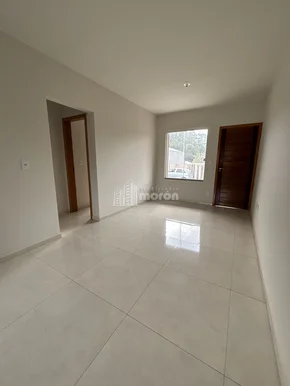 Casa á Venda No Contorno - Residencial Ross