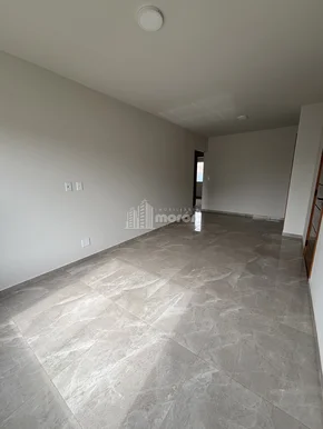 Casa á Venda No Contorno - Residecial Ross