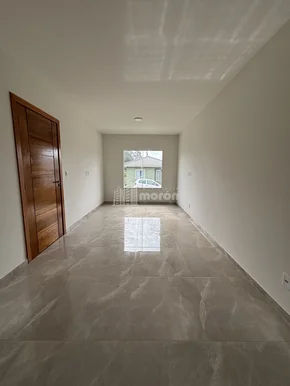 Casa á Venda No Contorno - Residecial Ross