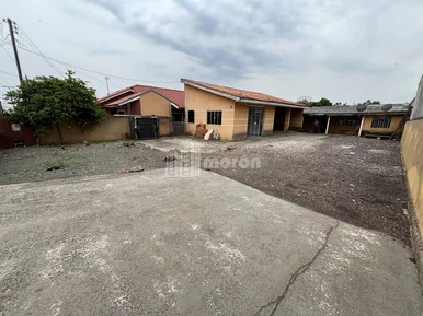 <strong>TERRENO COM CASA Á VENDA NO CHAPADA - PARQUE DO CAFÉ</strong>