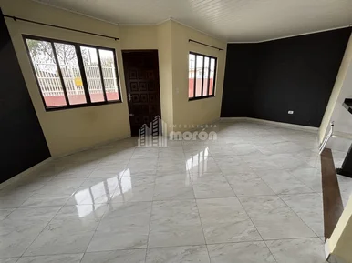 Casa á Venda No Chapada - Parque Do Café