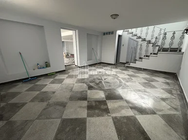 Sobrado Comercial á Venda No Jardim Carvalho