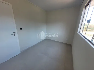 Casa á Venda  No Jardim Santa Clara