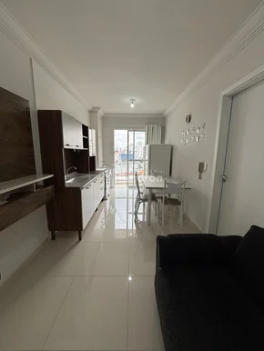 <strong>APARTAMENTO MOBILIADO PARA LOCAÇÃO NO CENTRO - ED ATLÂNTICO</strong>