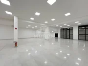 <strong>SALA COMERCIAL NO CENTRO ED. MERANO RESIDENZIALE</strong>