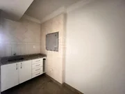 <strong>SALA COMERCIAL PARA LOCAÇÃO/VENDA NO CENTRO-ED.PORTO MADERO</strong>