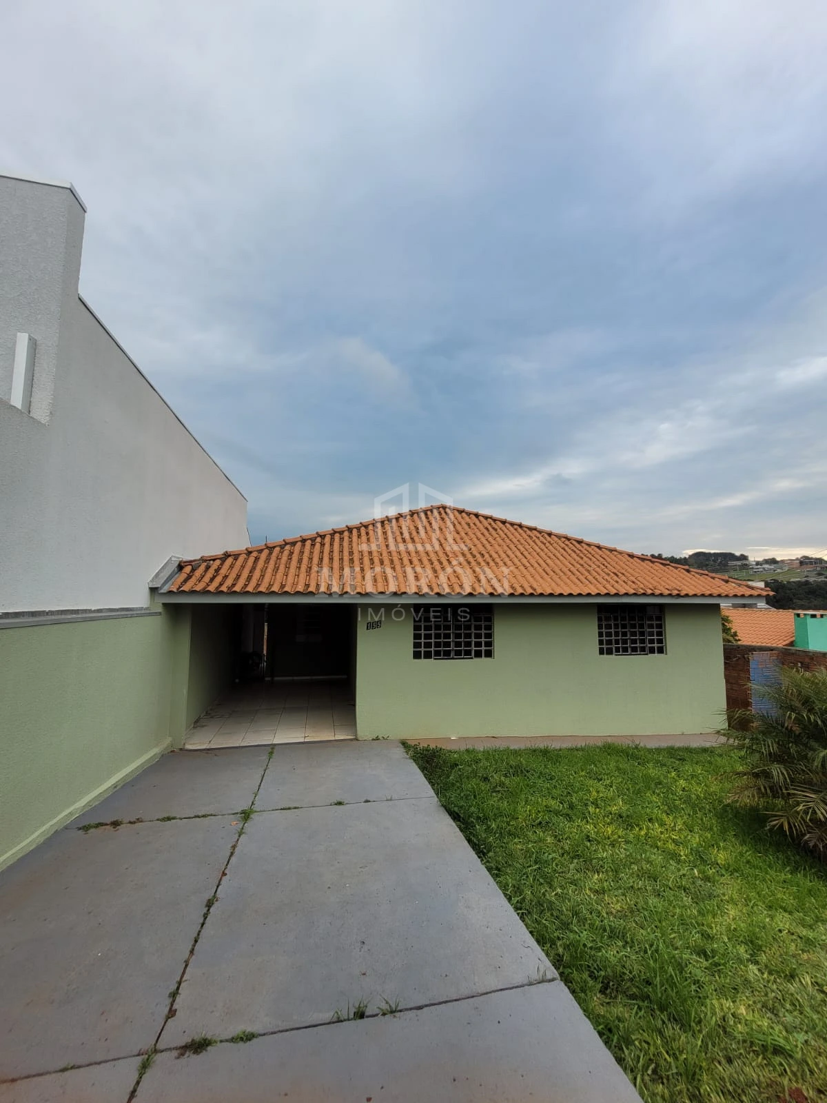 Casa à Venda E Locação No Jardim Gianna