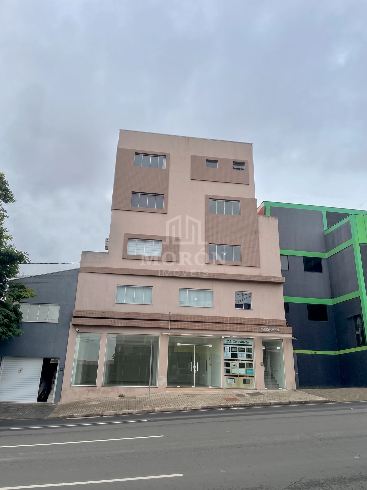 Sala Comercial Para Locação No Centro - Ed Cesconeto