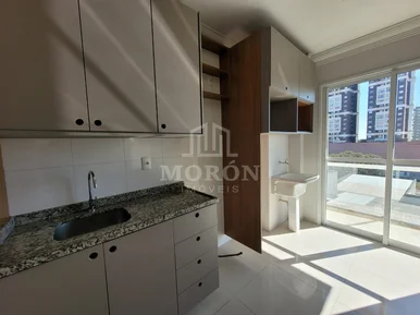 Apartamento Semimobilado No Centro - Edificio Atlântico