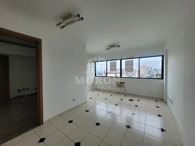 Sala Comercial Em Frente A Santa Casa.