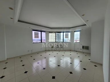 Sala Comercial Em Frente A Santa Casa.