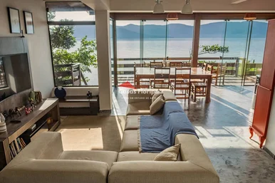 <strong>Casa a beira mar, Pedras Altas</strong>