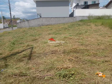 <strong>Terreno de esquina com vista para o mar!</strong>