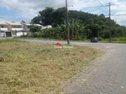 <strong>Terreno de esquina com vista para o mar!</strong>