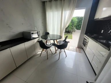Casa Mobiliada No Condomínio Moradas