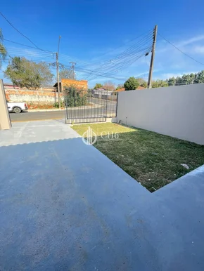 Casa à Venda No Uvaranas