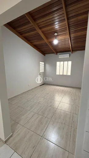 Casa No Condomínio Brisa Poente - Semimobiliado