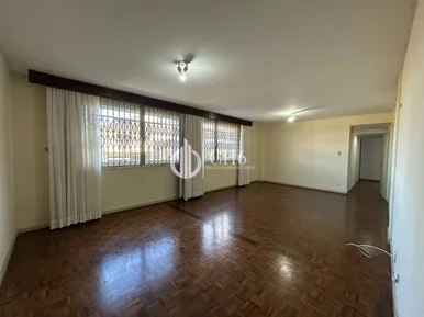 Apartamento No Edifício Presidente  - Três Quartos