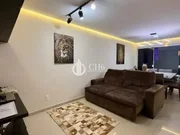 <strong>Sobrado Triplex no Jardim Carvalho</strong>