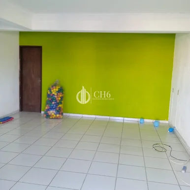 <strong>Sala Comercial no Nova Rússia</strong>