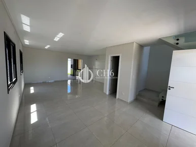 Sobrado No Jardim Carvalho