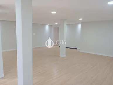 <strong>Sobrado Comercial - Região Central</strong>