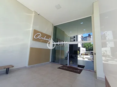 Apartamento Semi-mobiliado No Edifício Rembrandt