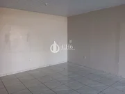 <strong>Sala Comercial no Uvaranas</strong>