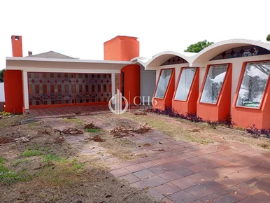 Casa Comercial No Orfãs