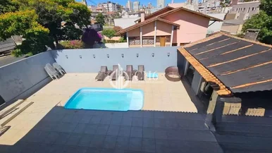 Sobrado Comercial Em Uvaranas