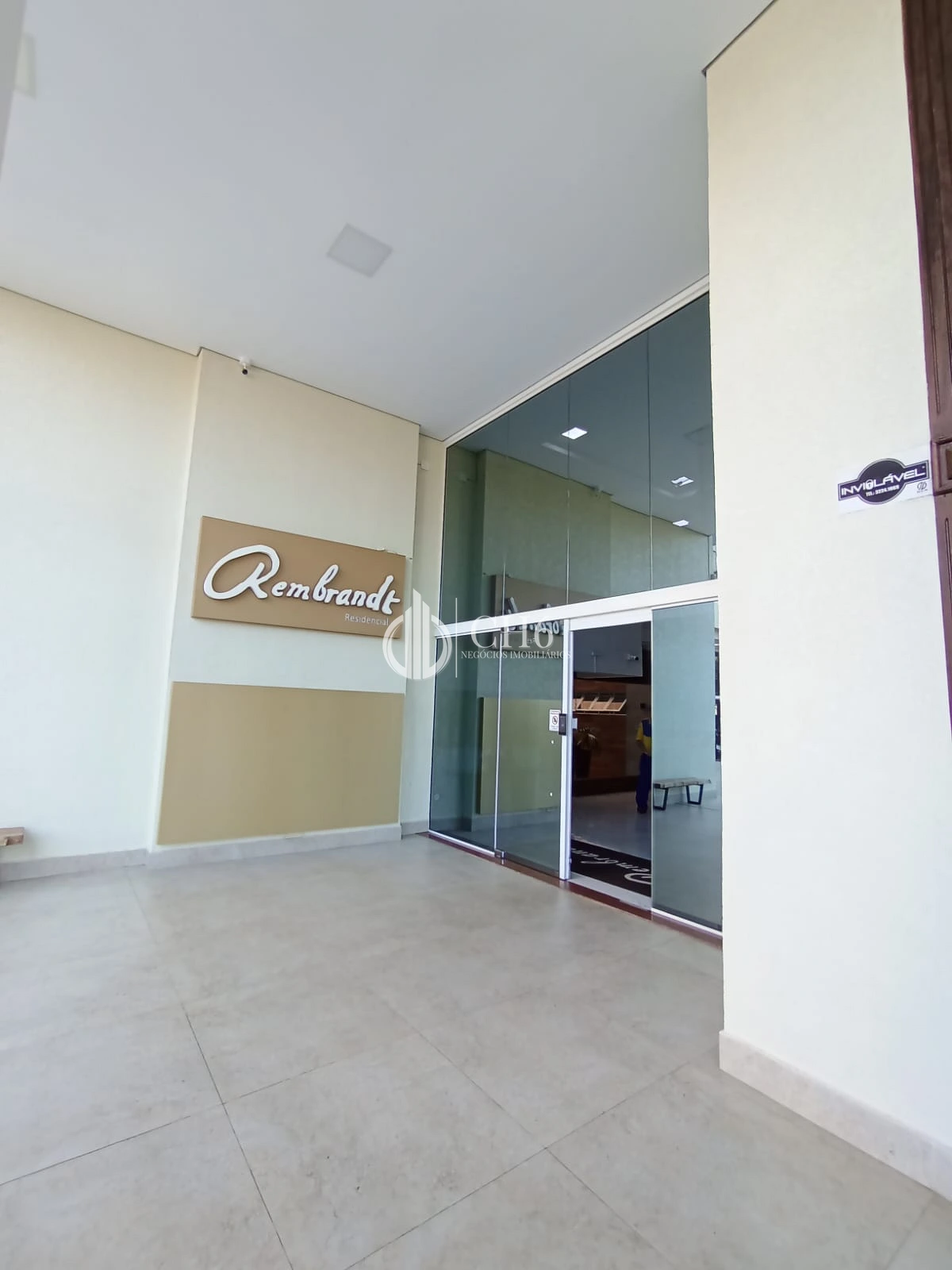 Apartamento Mobiliado  No Edifício Rembrant