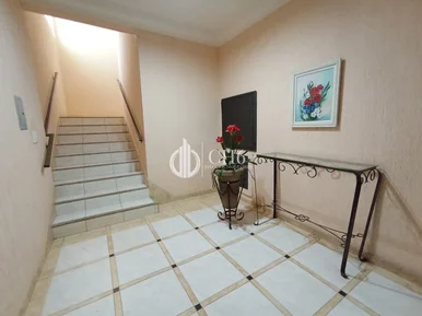 Apartamento No Edificio Carrera | Centro