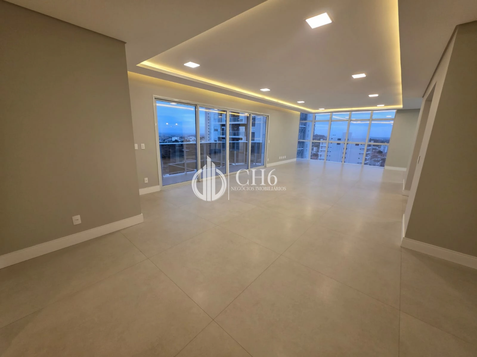 Apartamento De Alto Padrão - Edifício Cote D\'azur