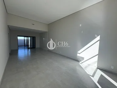 <strong>Casa no Residencial Ecoville | Contorno</strong>