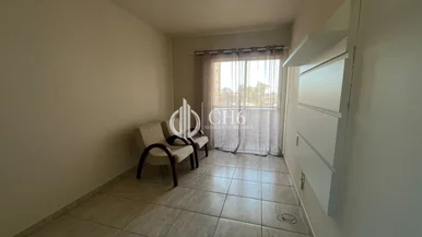 Apartamento Mobiliado No Edifício Carrera Schroeder | Centro