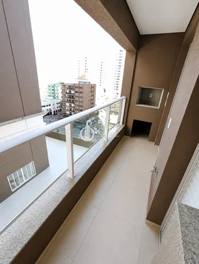 Apartamento Semi Mobiliado No Edifício Evolution Towers | Centro