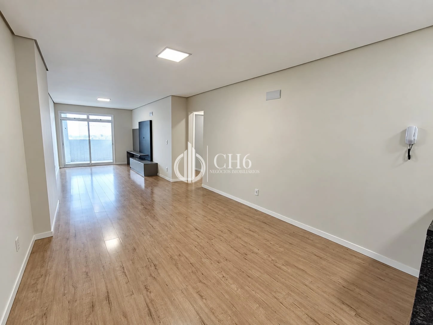 Apartamento Semi Mobiliado No Edifício Rembrandt | Centro